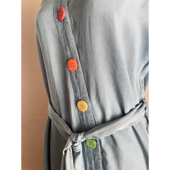 Chelsea + Theodore Chambray Colored Button Down Dress. Size Med.Great condition. - Picture 3 of 5